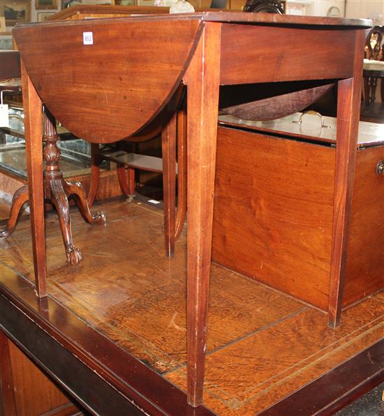 Mahogany Pembroke table